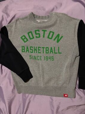 Sportiqe Boston Celtics Crewneck Sweatshirt - Gray with Black Sleeves
